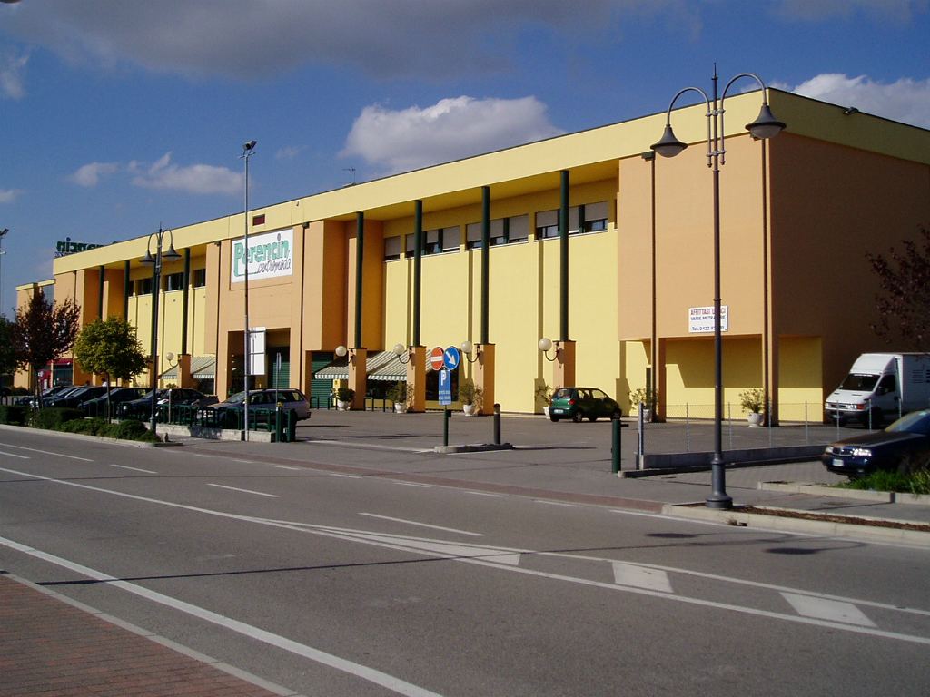 Negozio scarpe quarto deals d'altino